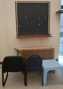 lot 561 image: DESK, CHALK BOARD, 2 CHAIRS, SMALL PLASTIC TABLE