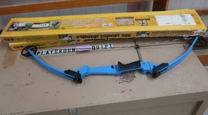 lot 627 image: NEW  BOW RACKS   NEW ARCHERY SUPPLIES   STORAGE CHEST  BALL RACK