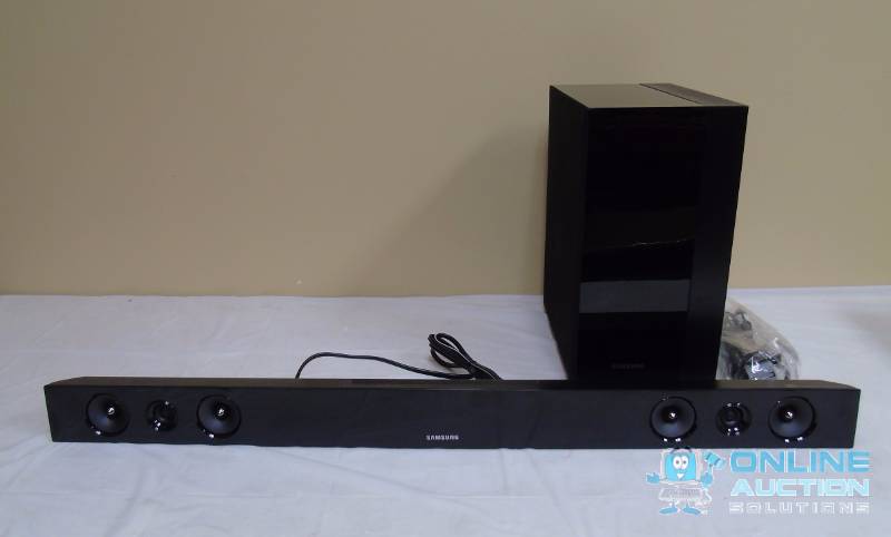New Samsung HW-F450 2.1 Channel 280-Watt Soundbar