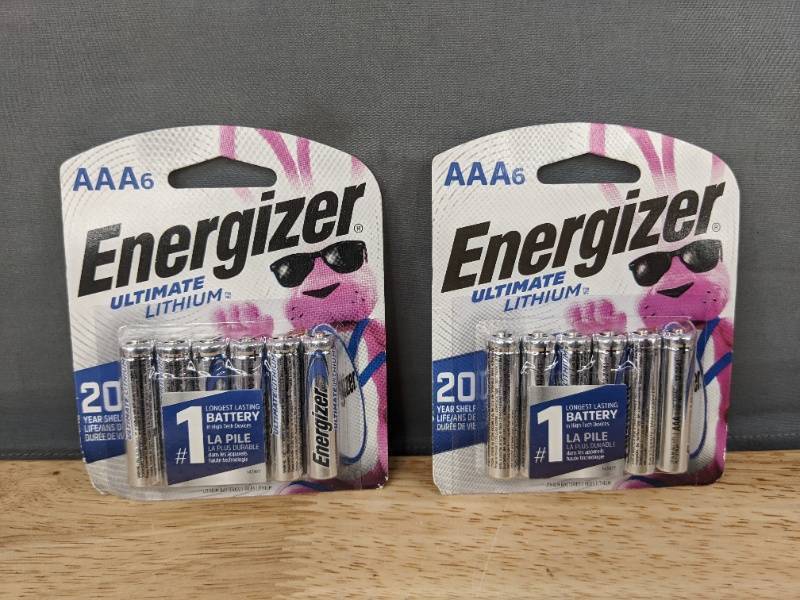 lot 63P image: 12 Energizer Ultimate Lithium AAA Batteries $40 Retail - Brand New