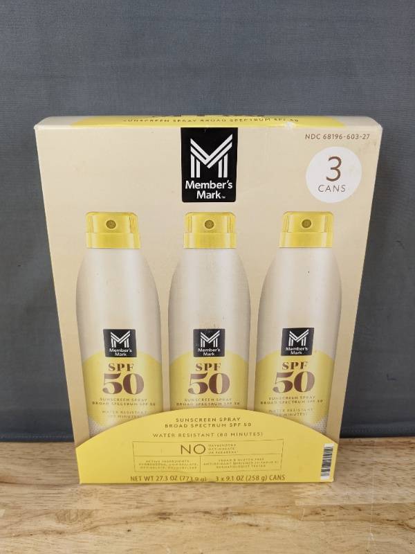 lot 9998 image: 3 Members Mark SPF 50 Sunscreen Sprays - Brand New