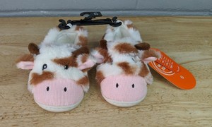 lot 402 image: Wonder Nation Cow Slippers - Size 6 (18 mos) - Brand New P