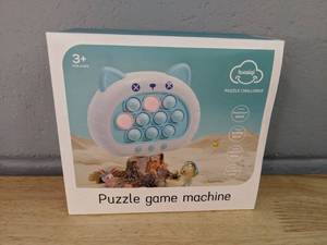 lot 421 image: Puzzle Game Machine - Game Console Puzzle Challenge - 3 & Up - Brand New P