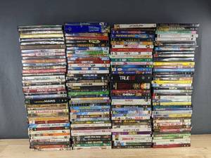 lot 32T image: 157 DVD Movie Collection - Twilight, Rain Man, The Rock, Fargo, Garfield, The Blind Side, Chicago, Mona Lisa Smile, Spider-Man, Hunger Games C