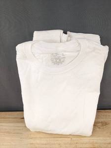 lot 179 image: 6 Fruit of the Loom Undershirts - White - Small - Brand New