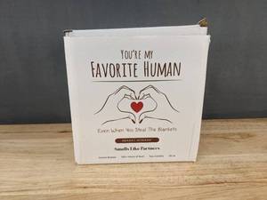 lot 210 image: Snarky Humans Youre My Favorite Human Soy Candle 20 oz Ocean Breeze - Brand New