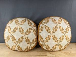lot 263 image: 2 Threshold 16 Round Cushions in Rust - Brand New