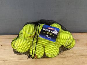 lot 100P image: 18 Tourna Tennis Balls - Brand New