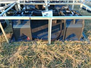 lot 25 image: Wolverine Grapple Bucket