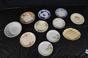 lot 241 image: Assorted Floral China Plates & Bowls - Occupied Japan Marks, Cream & Blue Patterns