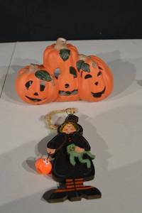 lot 265 image: Halloween Pumpkin Trio with Witch Ornament (Lot of 2)
