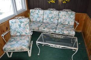 lot 284 image: Wrought Iron Patio Furniture Set - 3-Piece Floral Cushioned Sofa, Chair & Glass Coffee Table