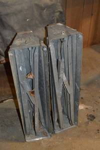 lot 322 image: Metal Saw Horses (Lot of 2)