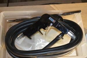 lot 343 image: Performance Tool 3-In-1 Staple Gun Kit With 900 Staples, Air Spray Gun & Electro-Matic Stapler