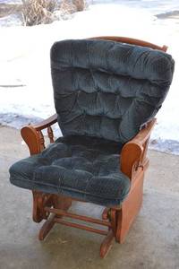 lot 379 image: Vintage-Style Wooden Rocking Chair with Tufted Navy Upholstery - Armrests & Rockers