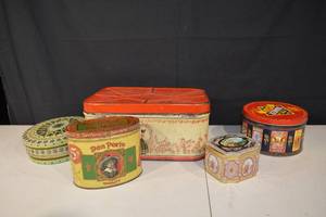 lot 112 image: Vintage Decorative Tin Collection (Lot of 7)