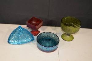 lot 114 image: Assorted Colored Glass Dishes & Goblet - 5-Piece Set