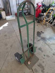 lot 18 image: Green 2-Wheel Hand Truck Dolly with Steel Frame, Load Deck & Wheel Guards