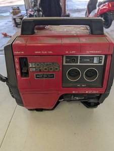 lot 24 image: Honda EX1000 Portable Generator - 900W Continuous  1000W Peak, 120V AC