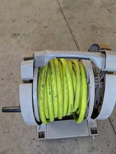 lot 29 image: Flexzilla Water Hose Reel with 58 in ID Hose - YellowGreen