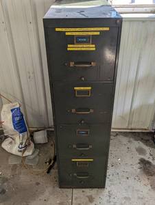 lot 33 image: Steel 5-Drawer Tool Cabinet with Assorted Screws, Nails, Wire & Hardware