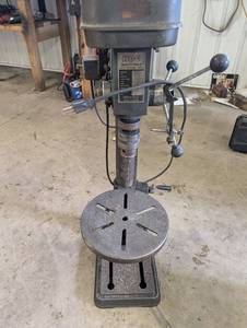 lot 51 image: HDC Quality Tools BDM 5 Heavy Duty Drill Press - Bench, 16mm Capacity, 80mm Stroke