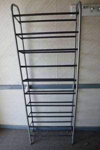 lot 174 image: Tall Metal Storage Rack - Open-Wire Shelving, Silver Frame & Black Shelves