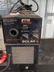 lot 87 image: Solar 2115 Tote-MIG Welder