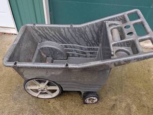 lot 414 image: Yard wagon