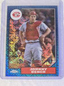 lot 16 image: Johnny Bench 2022 Topps Chrome Blue Mojo SP #T87C2-95 and Numbered #013150 - Cincinnati Reds Baseball Card