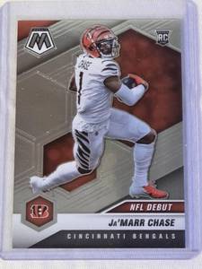 lot 28 image: JaMarr Chase Rookie 2021 Panini Mosaic NFL Debut #247 - Cincinnati Bengals Football Card