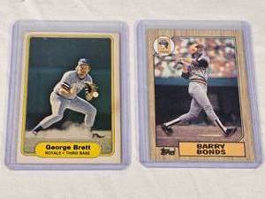 lot 87 image: Lot of 2 Baseball Cards Featuring George Brett and Barry Bonds