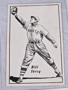 lot 143 image: Bill Terry 1930s Exhibit #143 - New York Giants Vintage Baseball Card
