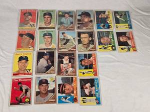 lot 209 image: Lot of 20 Vintage Baseball Cards Featuring Players Like Bill Fischer, Irv Noren, and Don Mueller