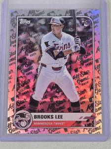 lot 310 image: Brooks Lee Rookie 2025 Topps All-Star Game Foil SP #22 - Minnesota Twins Baseball Card