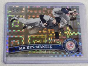 lot 323 image: Mickey Mantle 2011 Topps Chrome Rare XFractor #7 - New York Yankees Baseball Card
