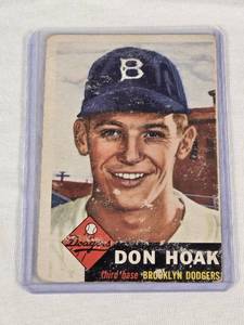 lot 347 image: Don Hoak Rookie 1953 Topps #176 - Brooklyn Dodgers Vintage Baseball Card