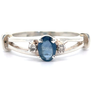 lot 34 image: Natural Blue Sapphire & Natural Diamond Split Shank Ring VIDEO