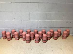 lot 46 image: LOT OF 20 biom Refillable Wipe Dispensers With Magnectic Lids