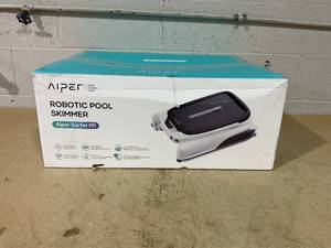 lot 80 image: Aiper Surfer M1 Cordless Robotic Pool Skimmer