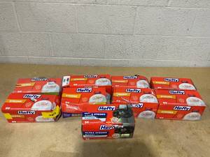 lot 310 image: LOT OF 9 Hefty Trash Bags