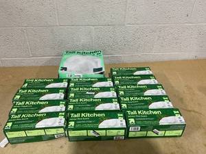 lot 311 image: LOT OF 14 up&up Trash Bags
