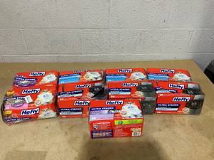 lot 312 image: LOT OF 9 Hefty Trash Bags