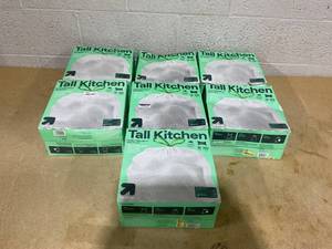 lot 314 image: LOT OF 7 up&up Trash Bags