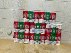 lot 412 image: LOT OF 8 Clorox Disinfecting Wipes (3 Packs)