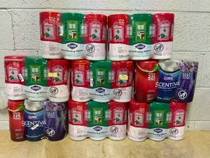 lot 420 image: LOT OF 8 Clorox Disinfecting Wipes (3 Packs)
