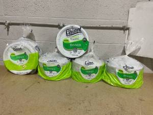 lot 244 image: LOT OF 5 Chinet Dinner Plates (4) 100 Packs (1) 70 Pack