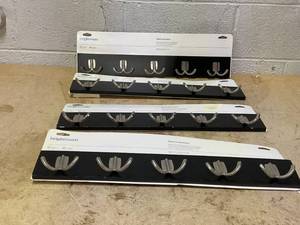 lot 437 image: LOT OF 4 Brightroom Modern Octopus 5 Rail Nickel Hooks Black Wall Mounted Decorative Hook Rack, Coat Rack, 22.5 Length