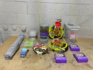 lot 456 image: LOT OF 12 Cat Merchandise