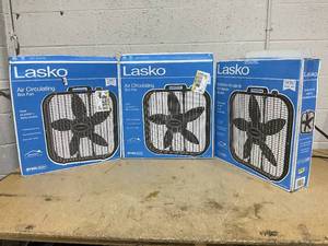 lot 263 image: LOT OF 3 Lasko Air Circulating Box Fans Black